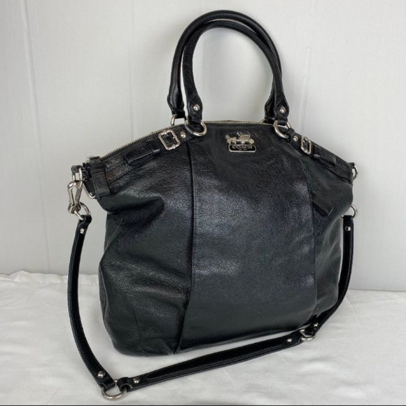 Coach Handbags - Coach Madison Lindsey Leather Handbag👜